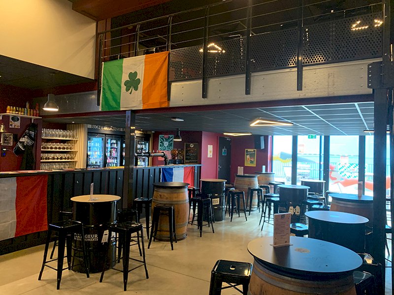  good for events - fiche Bar-Pub - V and B - Louer et Privatiser la Salle