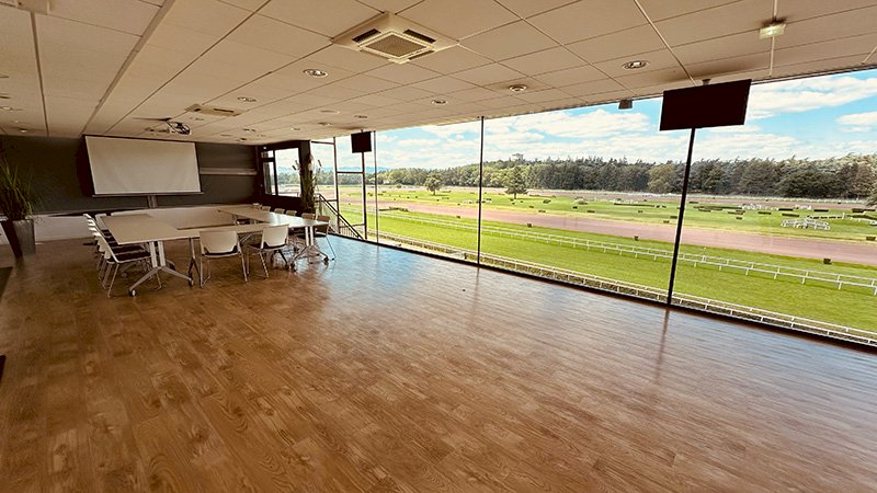 Fiche Hippodrome De Parilly