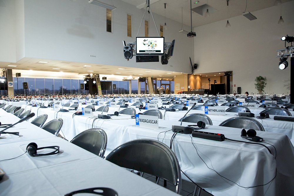 Grande salle événementielle vue sur piste Carré de Soie Lyon