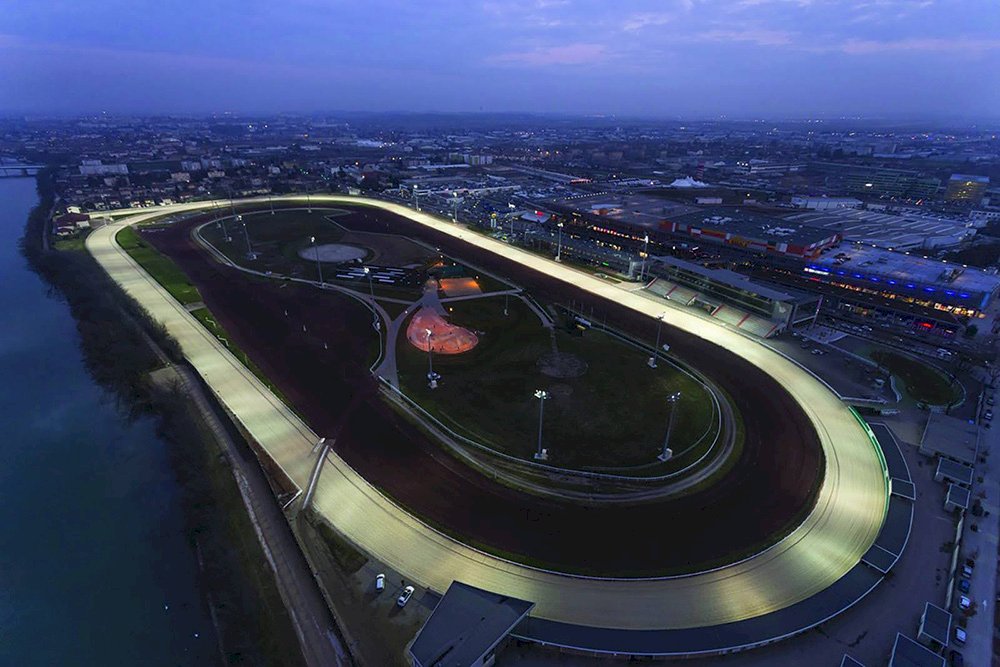 Salle de réception pour les grands événements hippodrome Vaulx-en-Velin Lyon